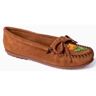 Minnetonka Women's Ziigwan Waabigwan Hardsole Moc - Brown