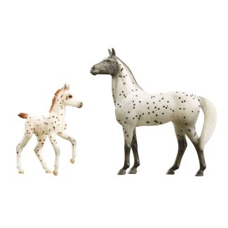 Spotted Wonders Breyer Horse